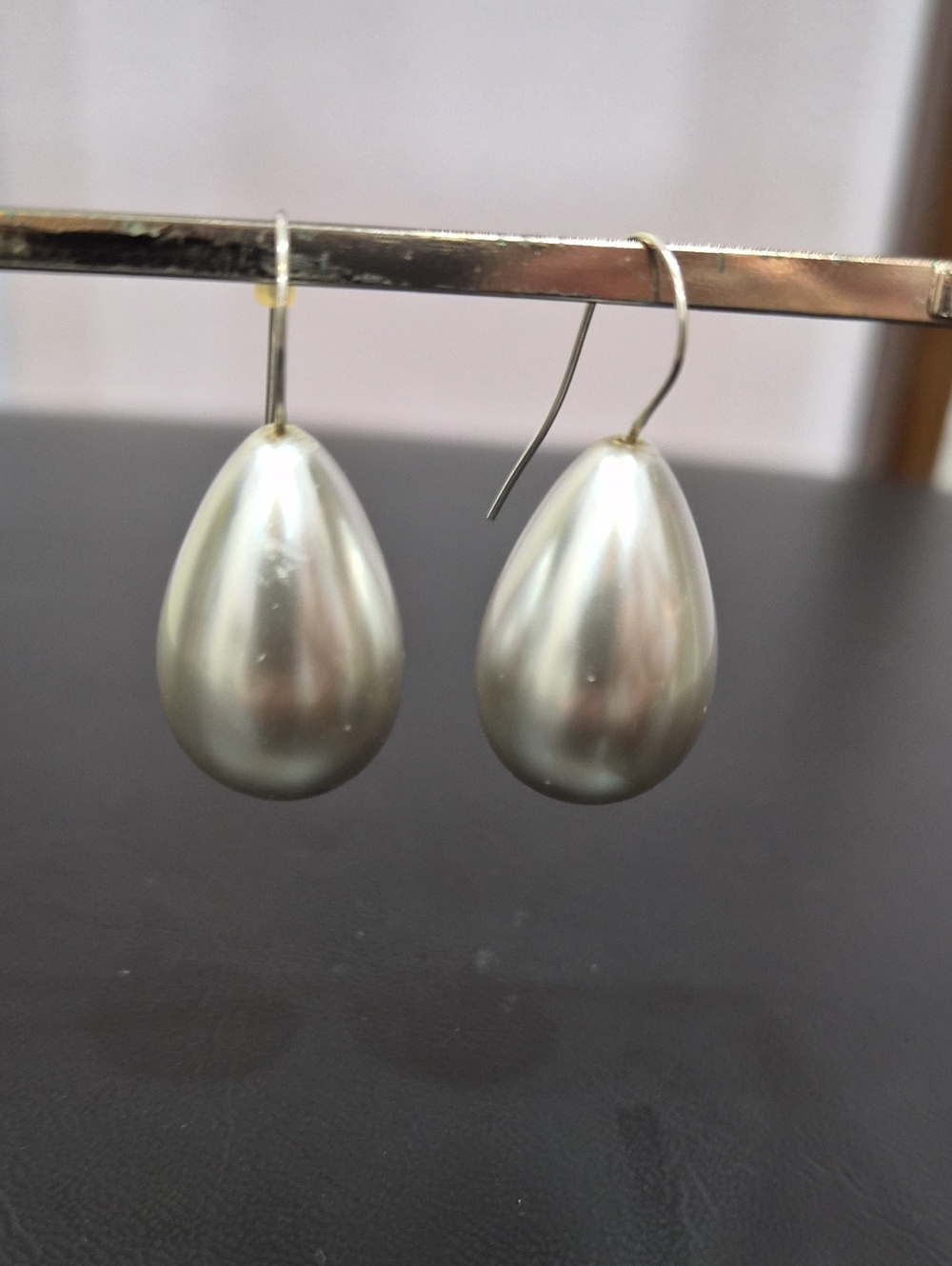 Elegant Silver Pearl Teardrop Earrings - Women Jewelry